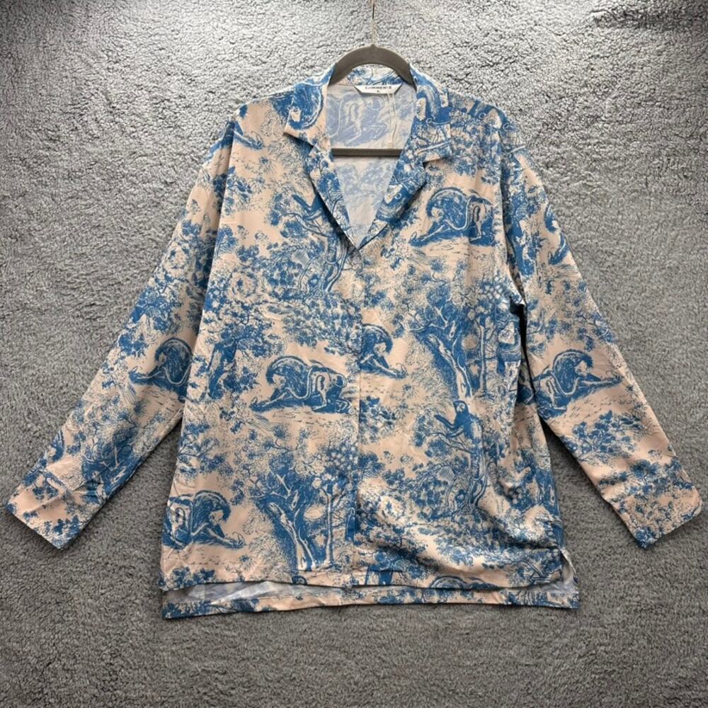 Commense NWOT XL Blue Cream Pattern Button Up V-Neck Casual Top Missing Belt